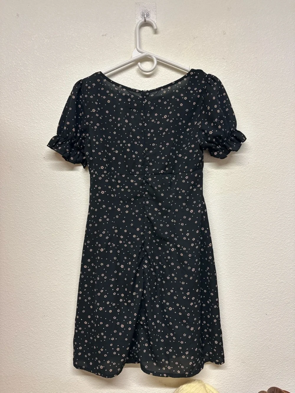 Black Floral Mini Dress with Puff Sleeves - Picture 4 of 4